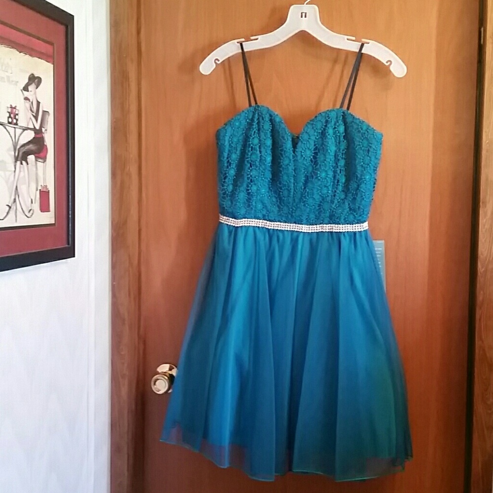 Crystal Embellished Jade Formal Party Dress